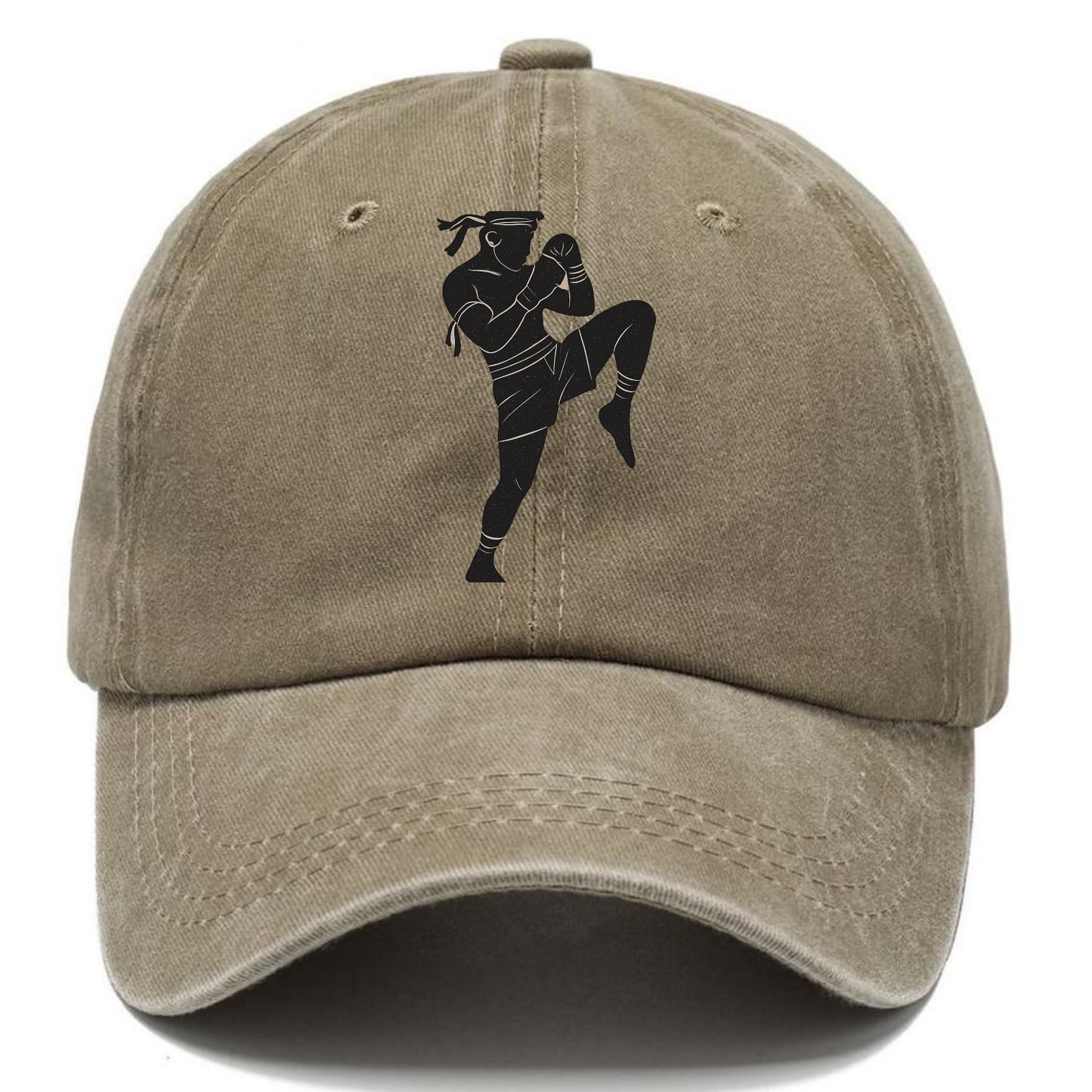 Muay Thai fighter with knee strike - Classic Cap - Warm Sand(Khaki)