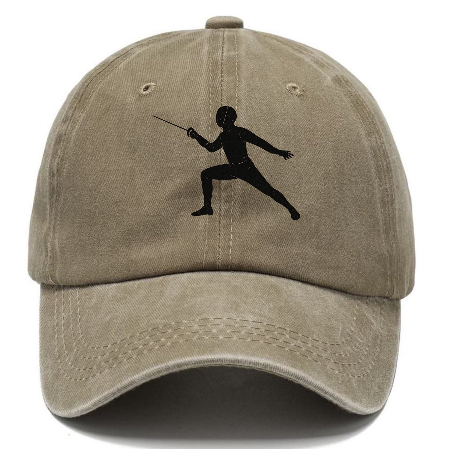 Fencer in lunge position - Classic Cap - Warm Sand(Khaki)