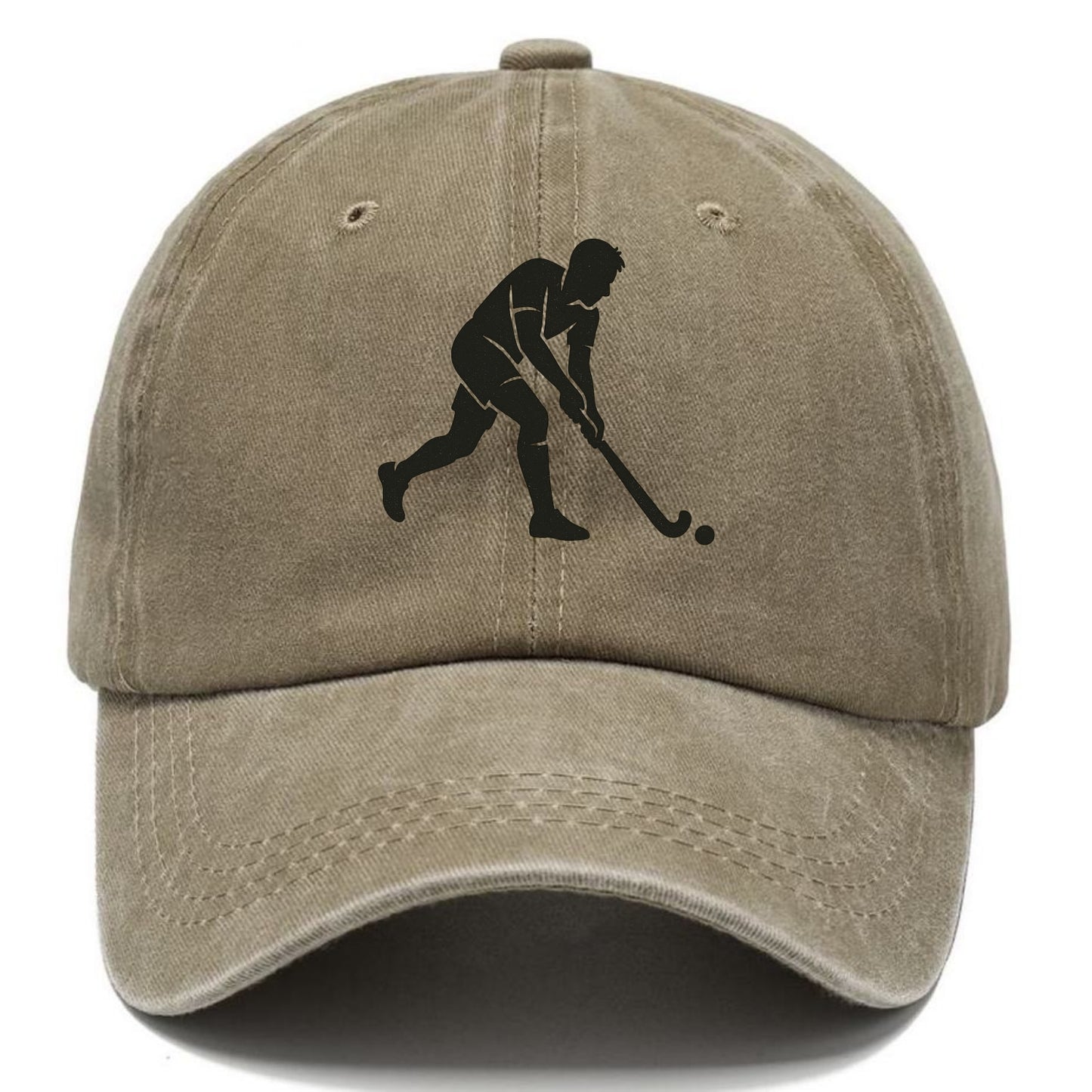 Field hockey player striking the ball - Classic Cap - Warm Sand(Khaki)