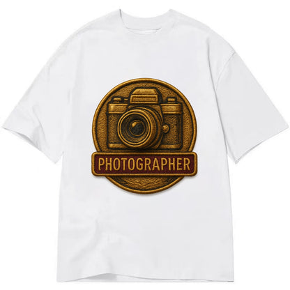 Camera with vintage lens - photographer badge - Classic T-shirt - White