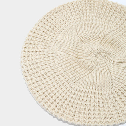 Chic Knitted Beret: Retro Artist Hat for Autumn/Winter Additional Image 1