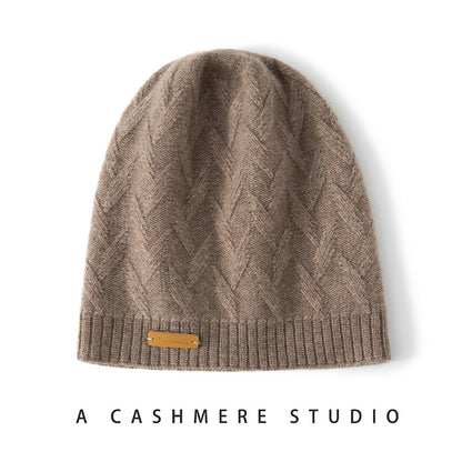 Soft Cashmere Beanie: Luxurious Winter Warmth Additional Image 2