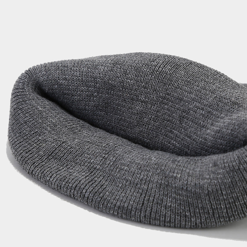 Red Maple Leaf Knit Beanie: Street Style Warm Hat Additional Image 2