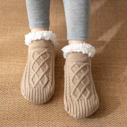Cozy Lamb Wool Slipper Socks - Ultra-Warm Comfort Additional Image 3
