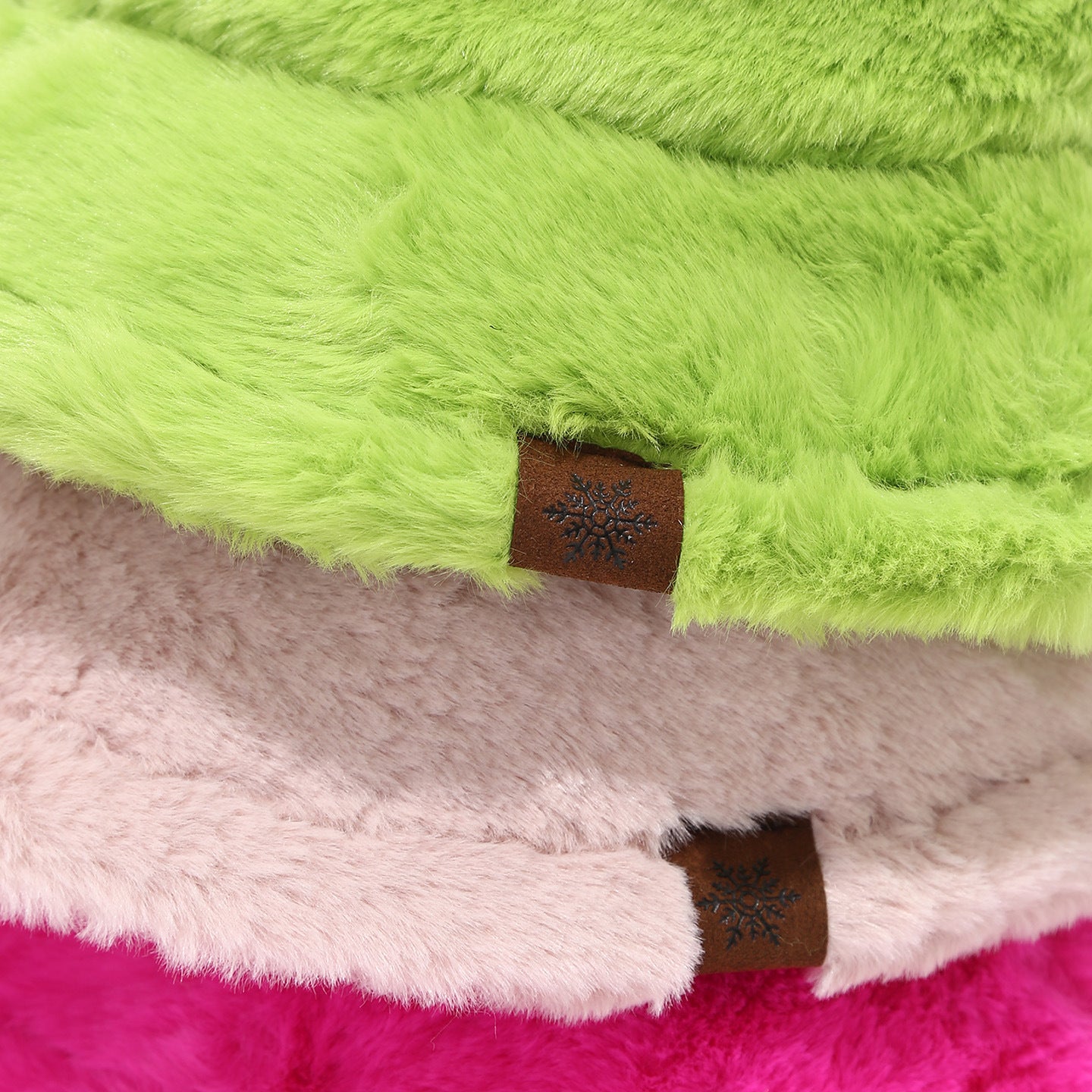 Cozy Plush Fisherman Hat: Warm Winter Style Additional Image 3