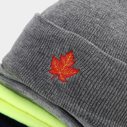 Red Maple Leaf Knit Beanie: Street Style Warm Hat Additional Image 3