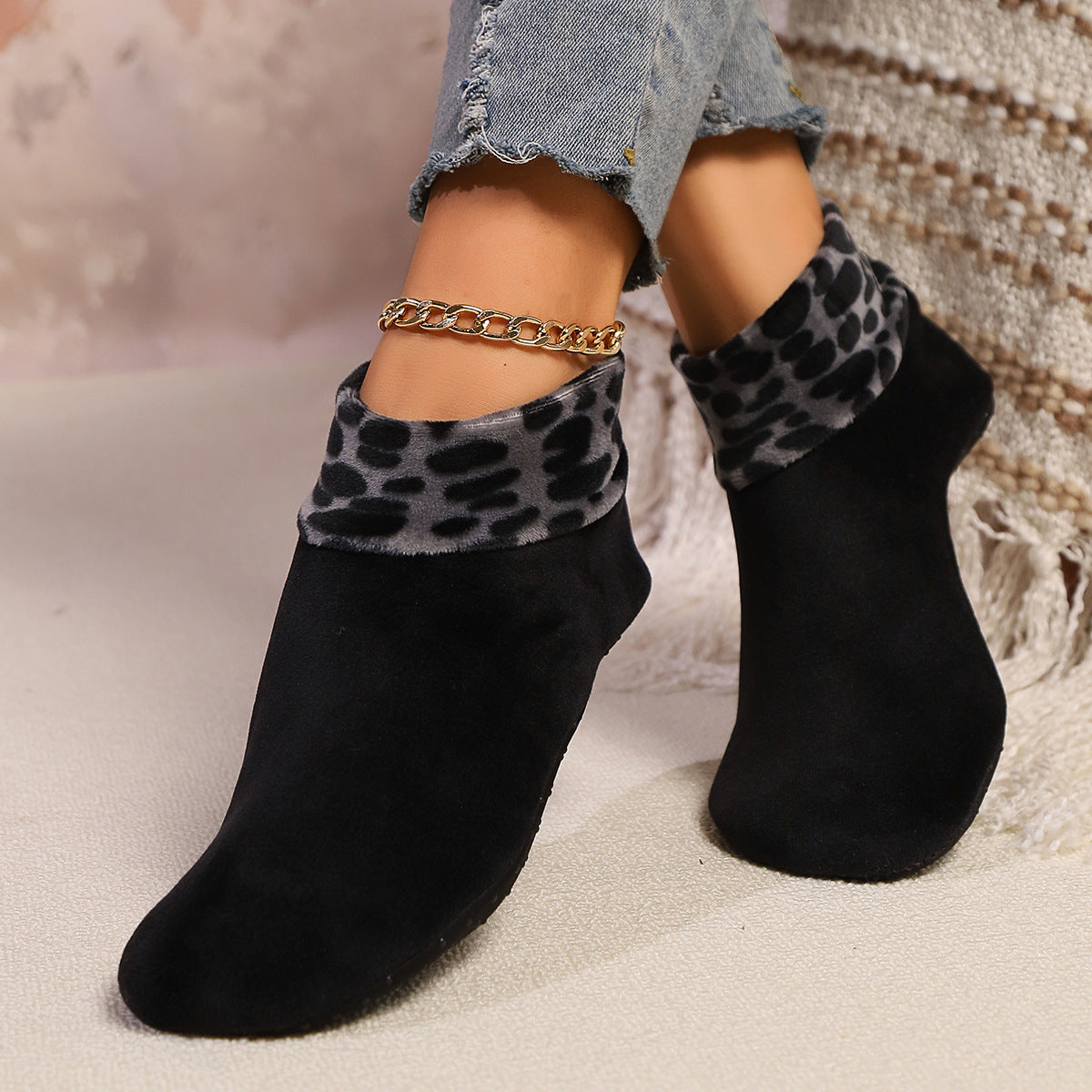 Cozy Leopard Fleece-Lined Winter Socks Additional Image 3