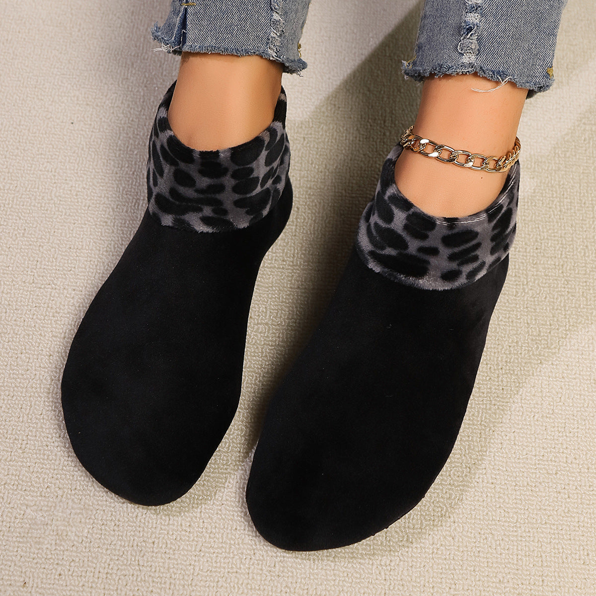 Cozy Leopard Fleece-Lined Winter Socks Additional Image 5