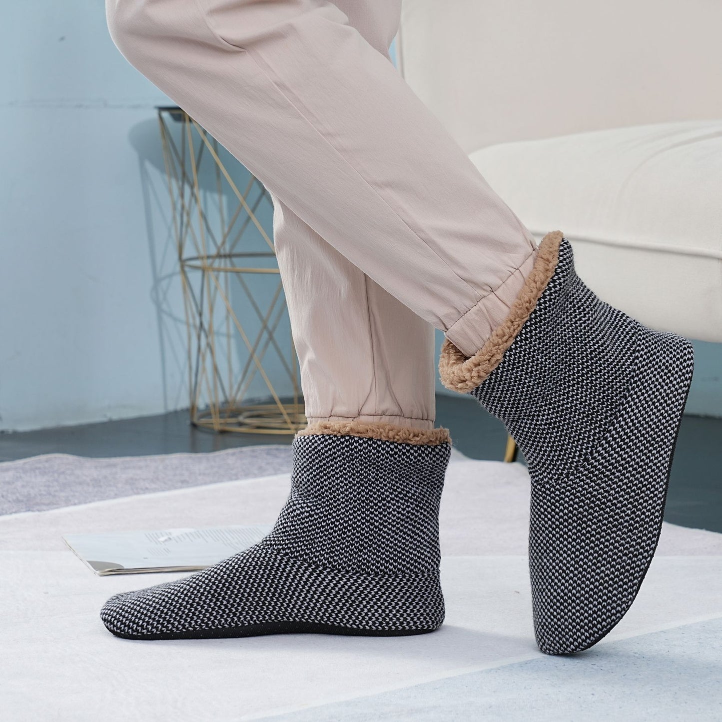 Men's Fleece-Lined Non-Slip Socks: Ultimate Indoor Warmth Additional Image 6