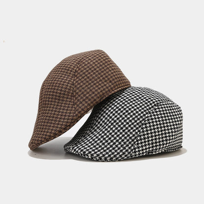 Chic Houndstooth Beret: British Style Winter Hat Additional Image 8