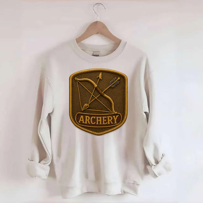 Bow and arrow crossed - archery enthusiast - Crewneck Sweatshirt - biege