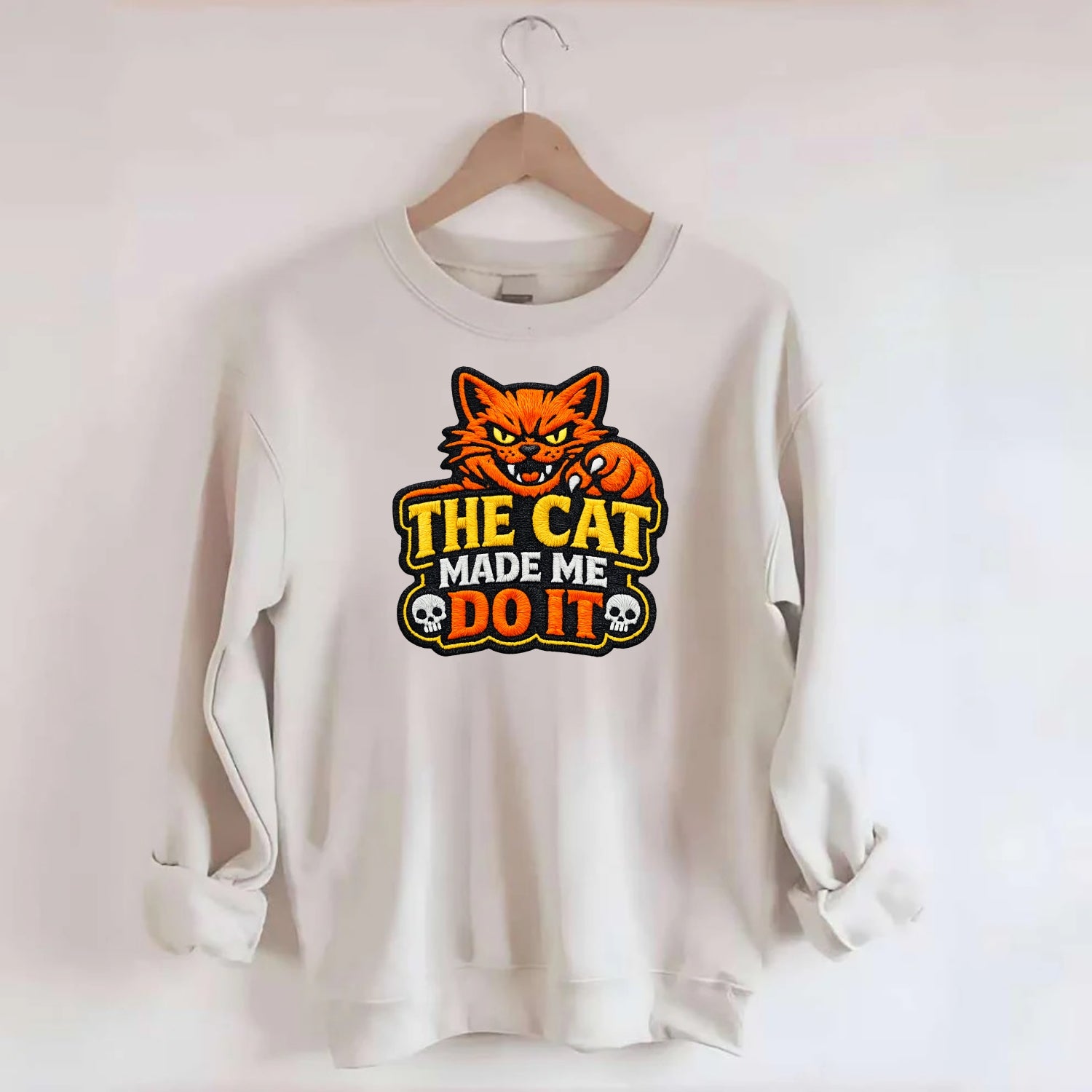 THE CAT MADE ME DO IT - mischievous cat in orange , blame the cat - Crewneck Sweatshirt - biege
