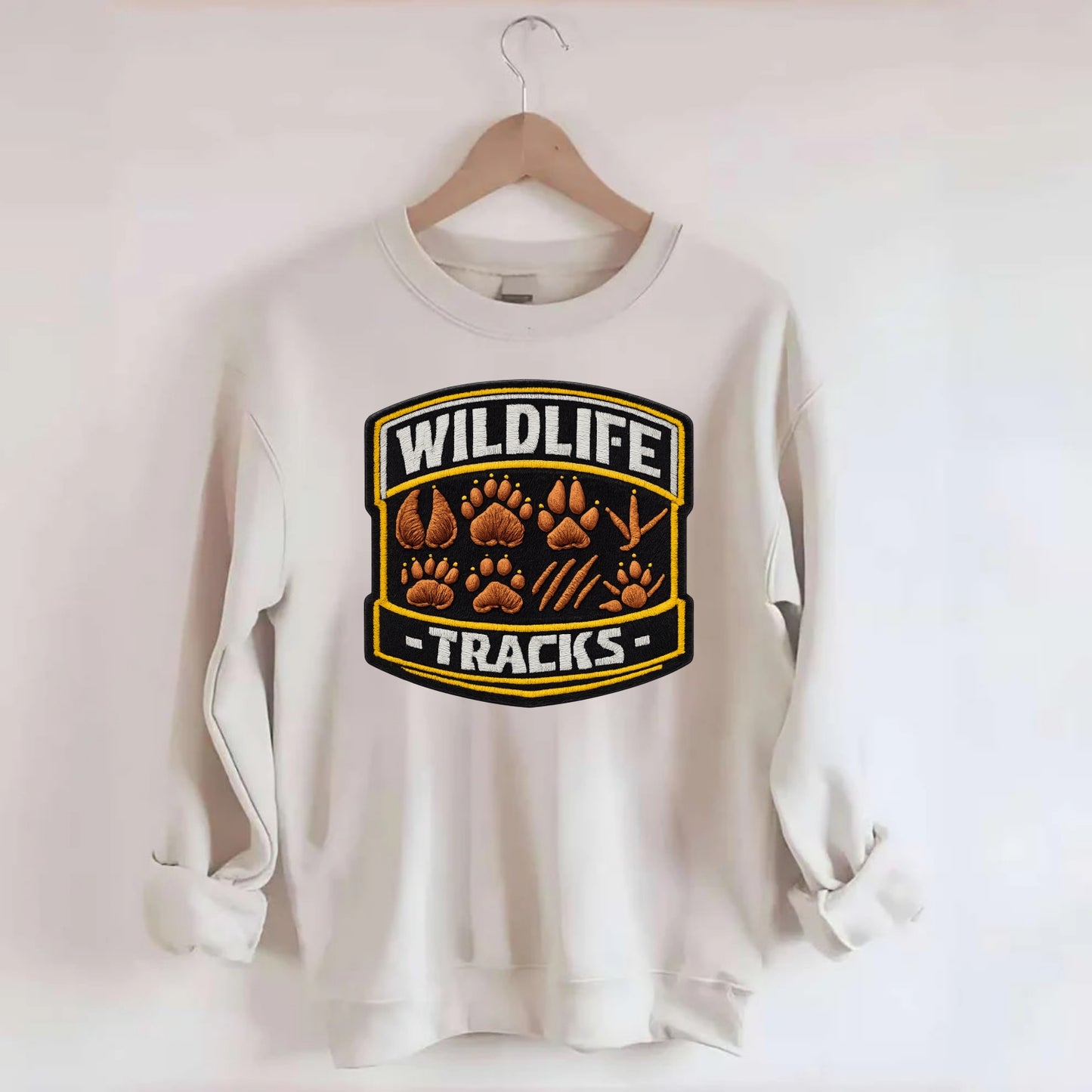 WILDLIFE TRACKS - animal footprints in brown , tracker - Crewneck Sweatshirt - biege
