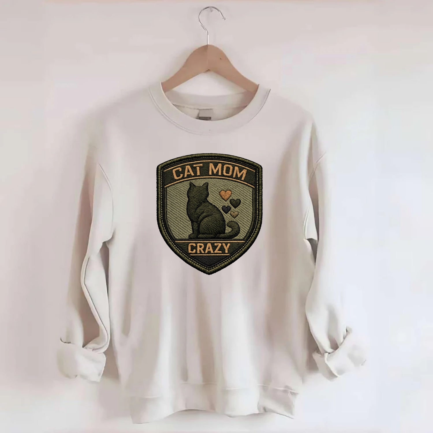 CAT MOM CRAZY - cat silhouette with hearts in purple , cat lady - Crewneck Sweatshirt - biege