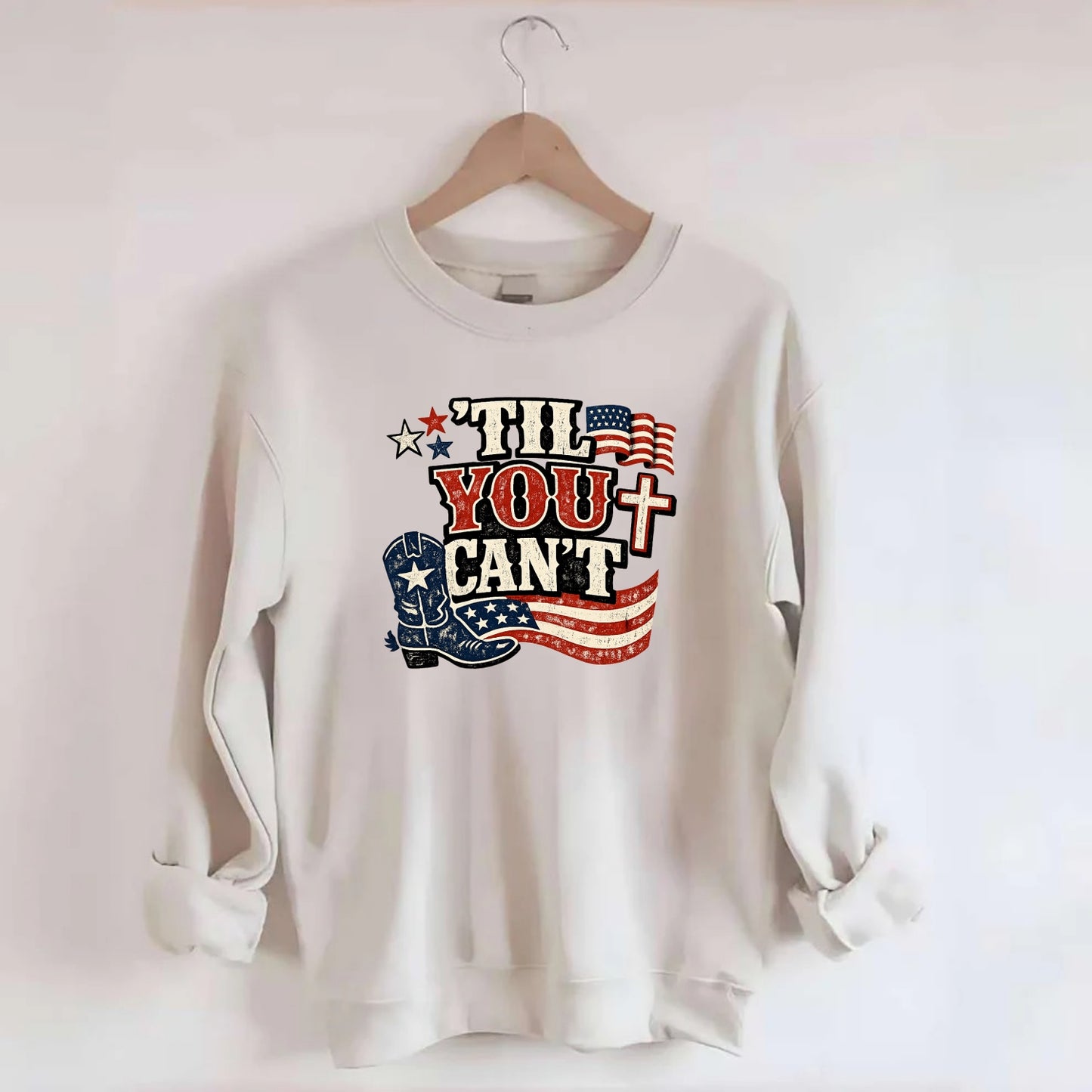 Til You Cant - Patriot Cross - Crewneck Sweatshirt - biege
