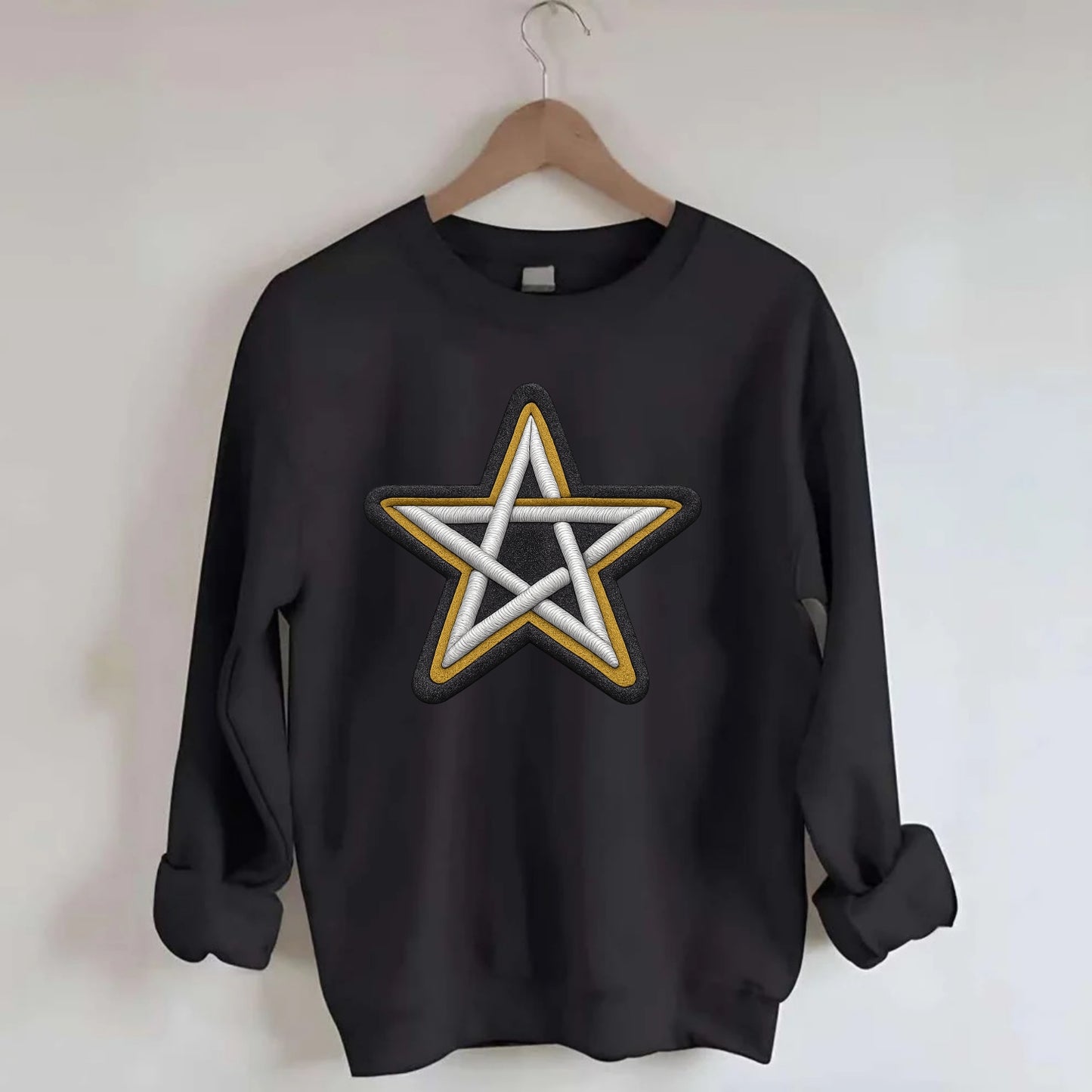PENTAGRAM STAR - five point star in silver , protection - Crewneck Sweatshirt - black