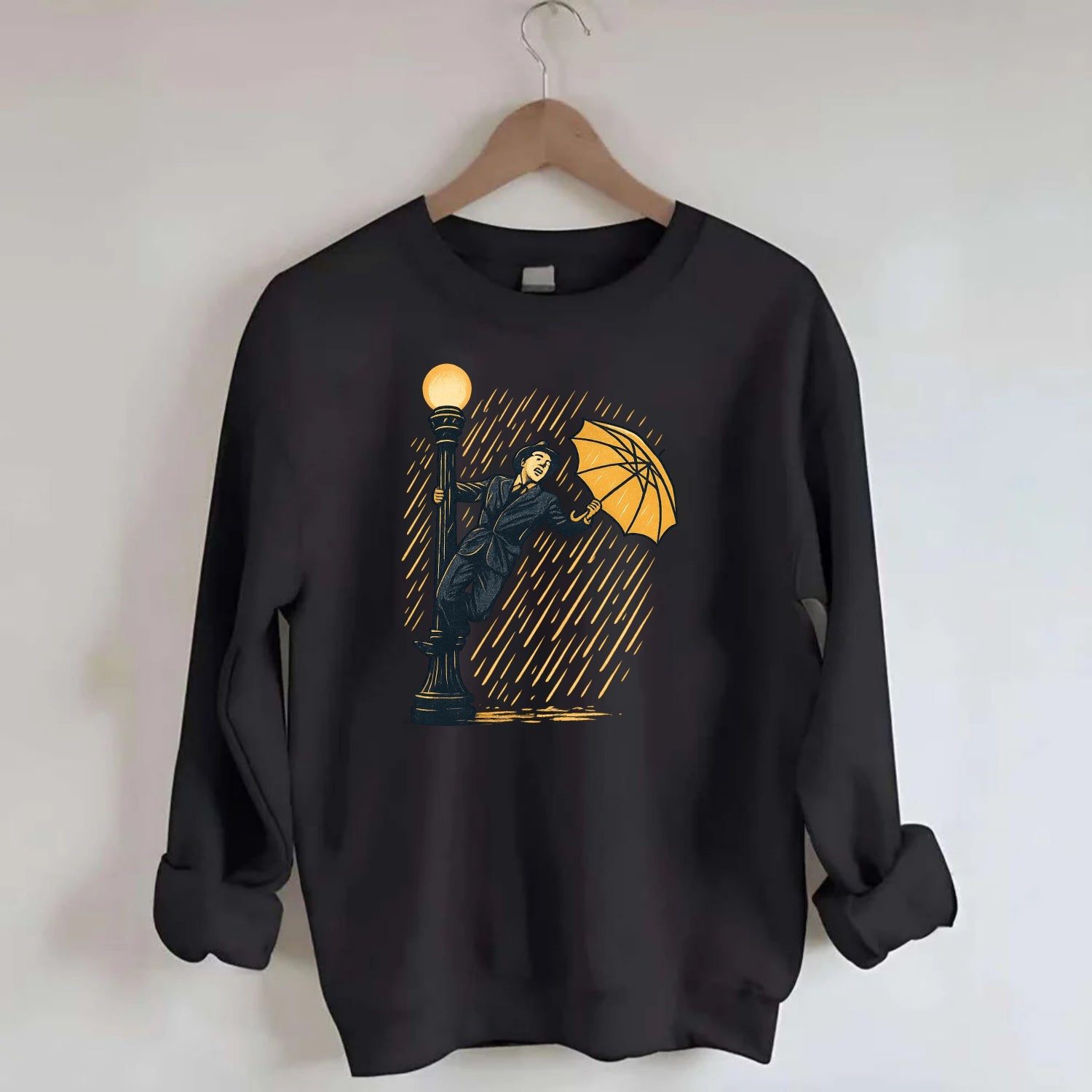 joyful dancing on lamppost in heavy rain with big smile - Crewneck Sweatshirt - black