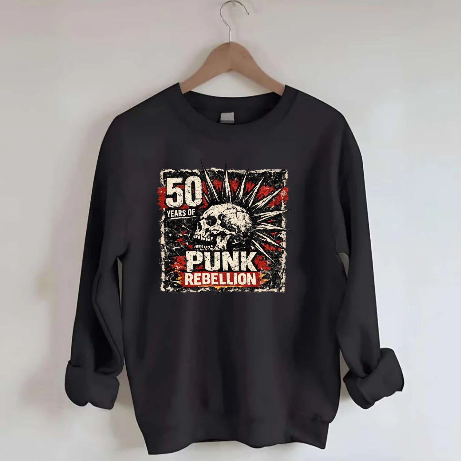 MOHAWK RISING | Spiked hair silhouette | Liberty spikes | Punk identity | - Crewneck Sweatshirt - black