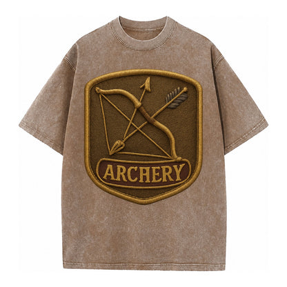 Bow and arrow crossed - archery enthusiast - Vintage T-shirt – Brown