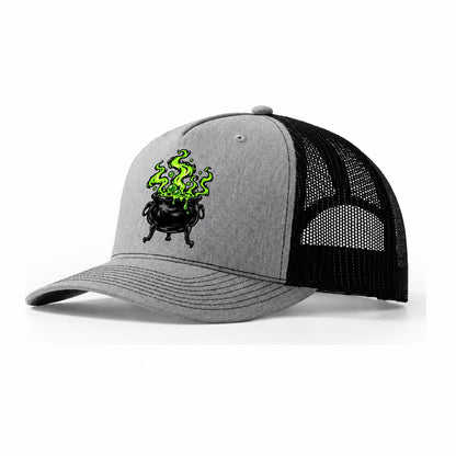 Bubbling Cauldron Witch Magic Trucker Hat – Sport Grey Black
