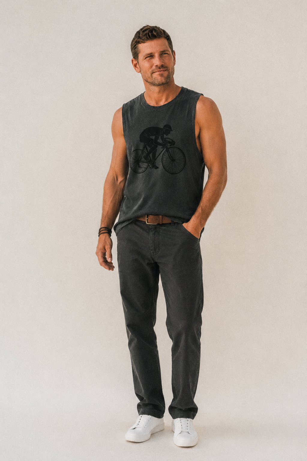 Cyclist Sprinting In Racing Position Vintage Washed Tank – studio model photo