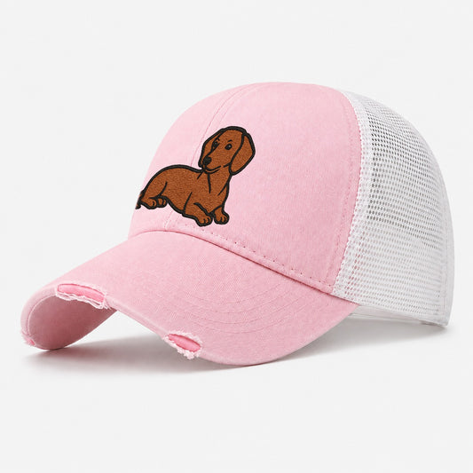 Dachshund Red Smooth Relaxed Lying Down With Head Up Embroid Washed Trucker Hat – Light Pink