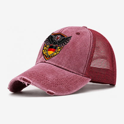 Deutsche Eiche Crest Washed Trucker Hat – Wine Red
