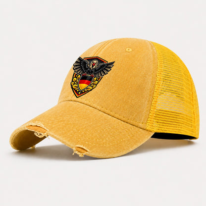 Deutsche Eiche Crest Washed Trucker Hat – Yellow