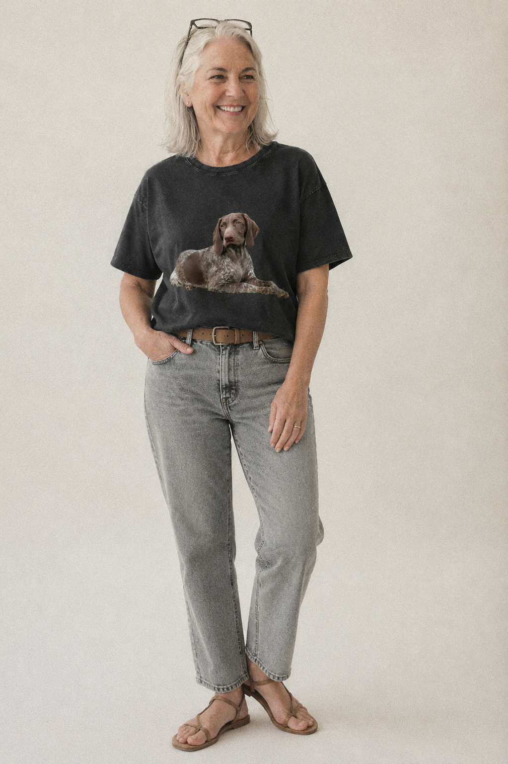 German Shorthaired Pointer 2 Vintage T-shirt – studio model photo