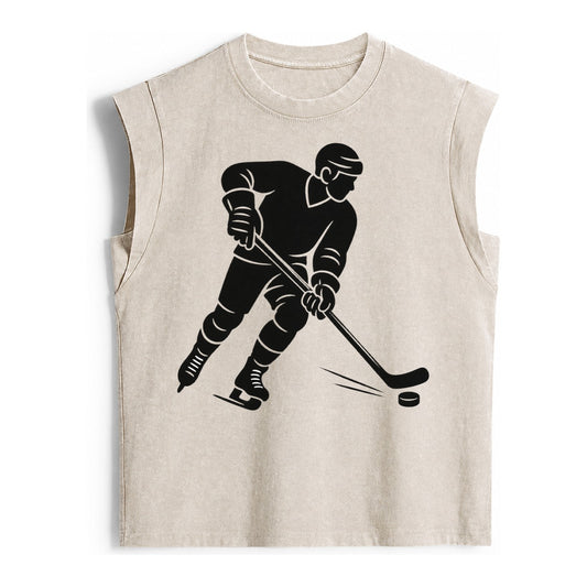 Ice hockey player shooting puck - Vintage Washed Tank – Beige