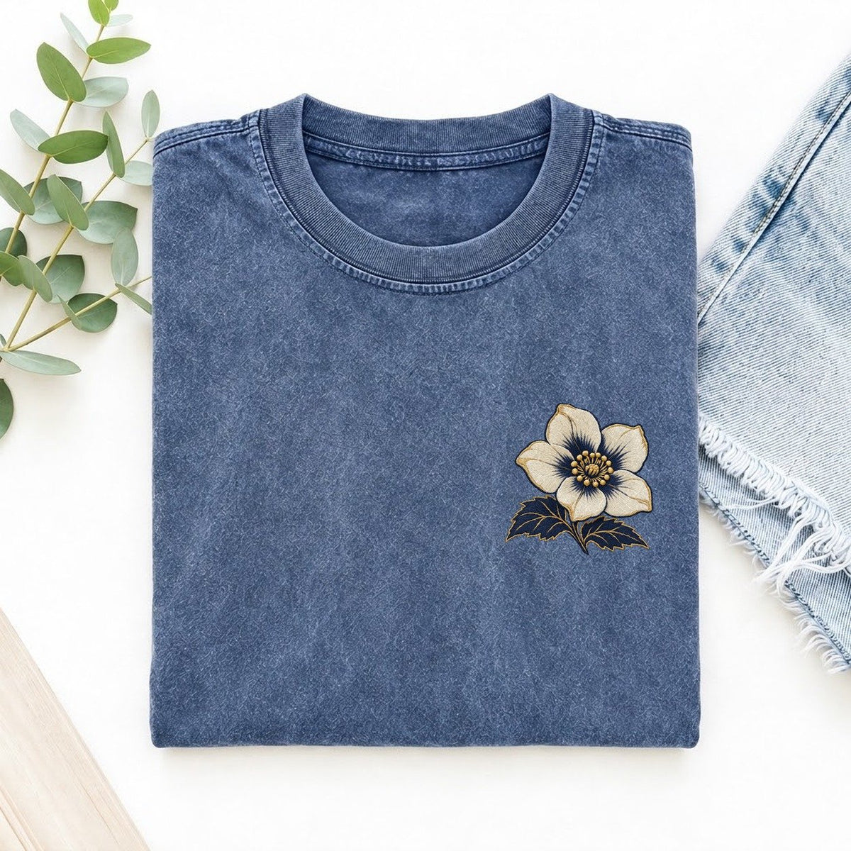 Hellebore Winter Cup Left Chest Vintage T-shirt – Washed Blue