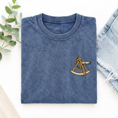 Sextant Horizon Arc Left Chest Vintage T-shirt – Washed Blue