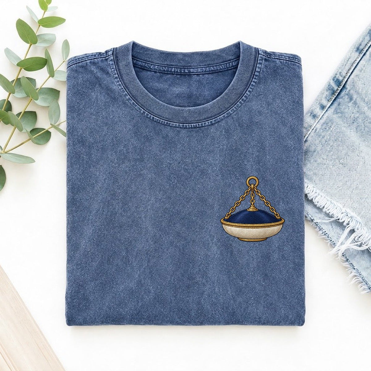 Thurible Chain Arc Left Chest Vintage T-shirt – Washed Blue