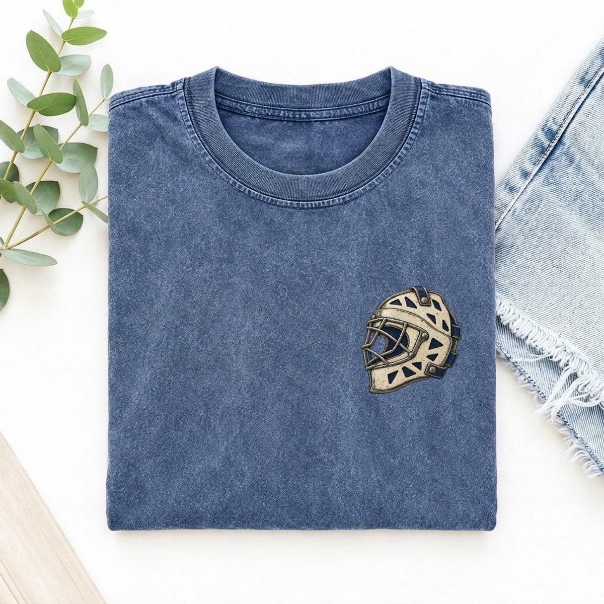 Goalie Mask Side Profile Keepsake Emblem Left Chest Vintage T-shirt – Washed Blue