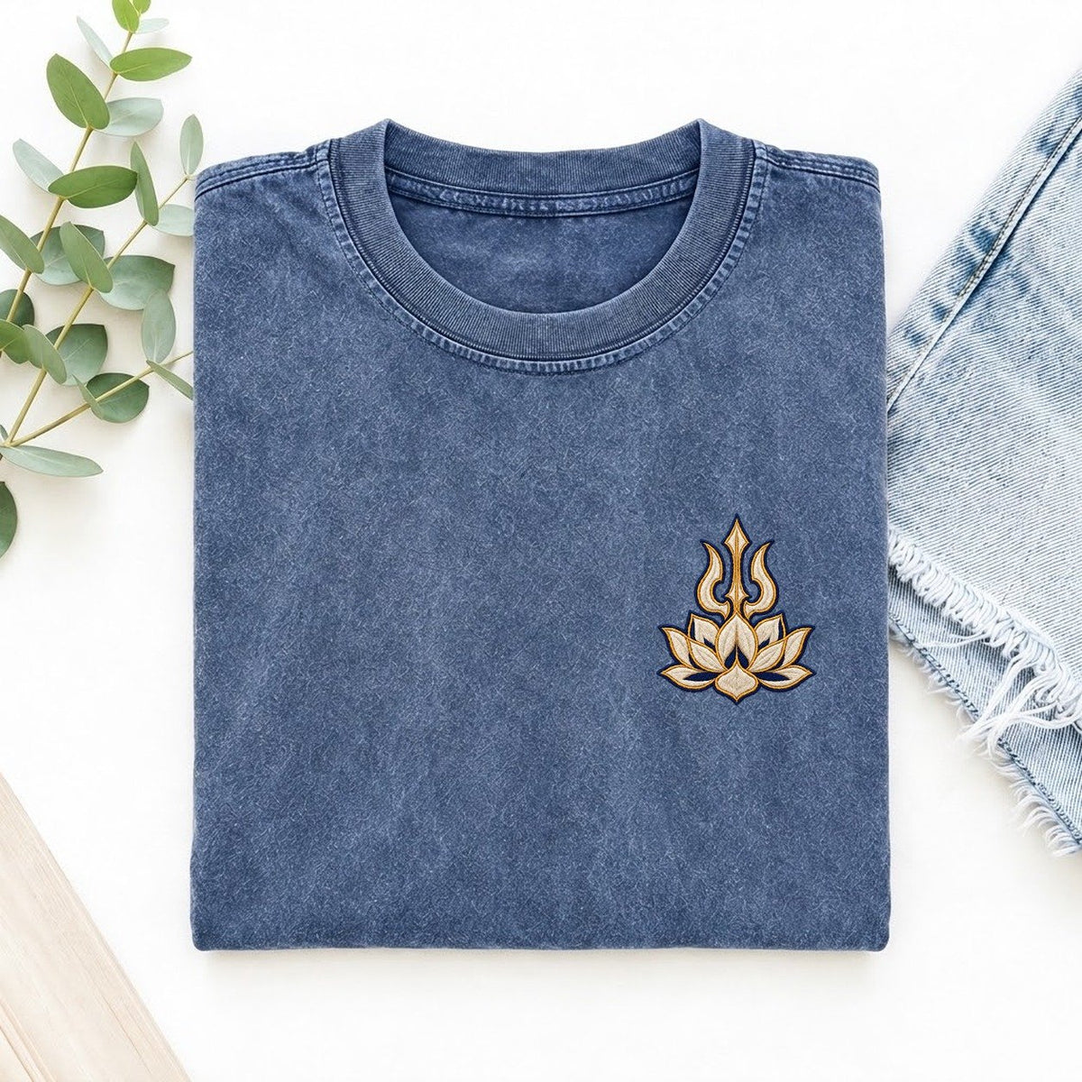 Trishula Lotus Symbol Emblems Left Chest Vintage T-shirt – Washed Blue