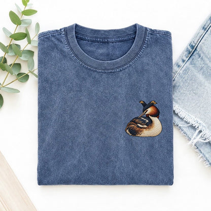Grebe Collar Turn Left Chest Thread Signatures II Left Chest Vintage T-shirt – Washed Blue
