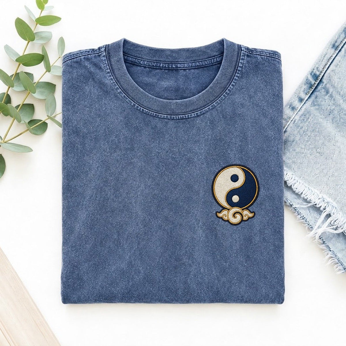 Yin Yang Cloud Symbol Emblems Left Chest Vintage T-shirt – Washed Blue