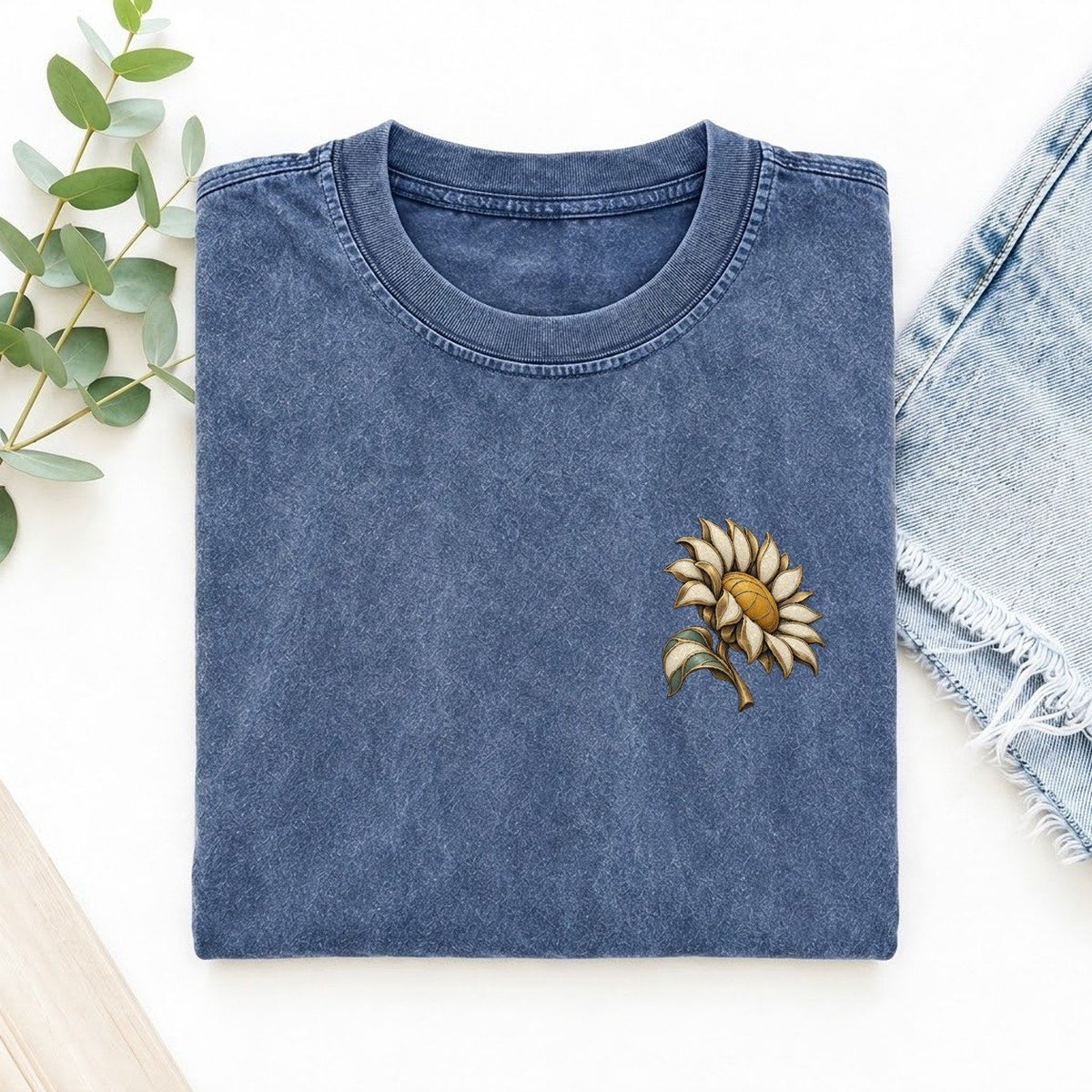 Sunflower Quarter Turn Keepsake Emblem Left Chest Vintage T-shirt – Washed Blue
