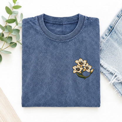 Freesia Stem Bend Left Chest Vintage T-shirt – Washed Blue