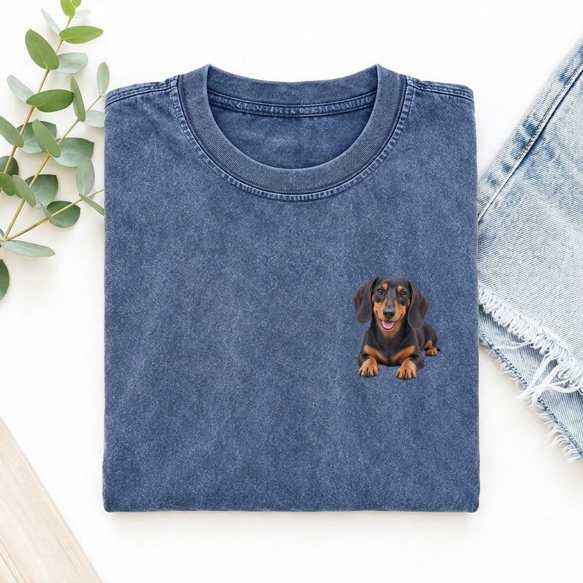 Dachshund Lying Down Left Chest Vintage T-shirt – Washed Blue
