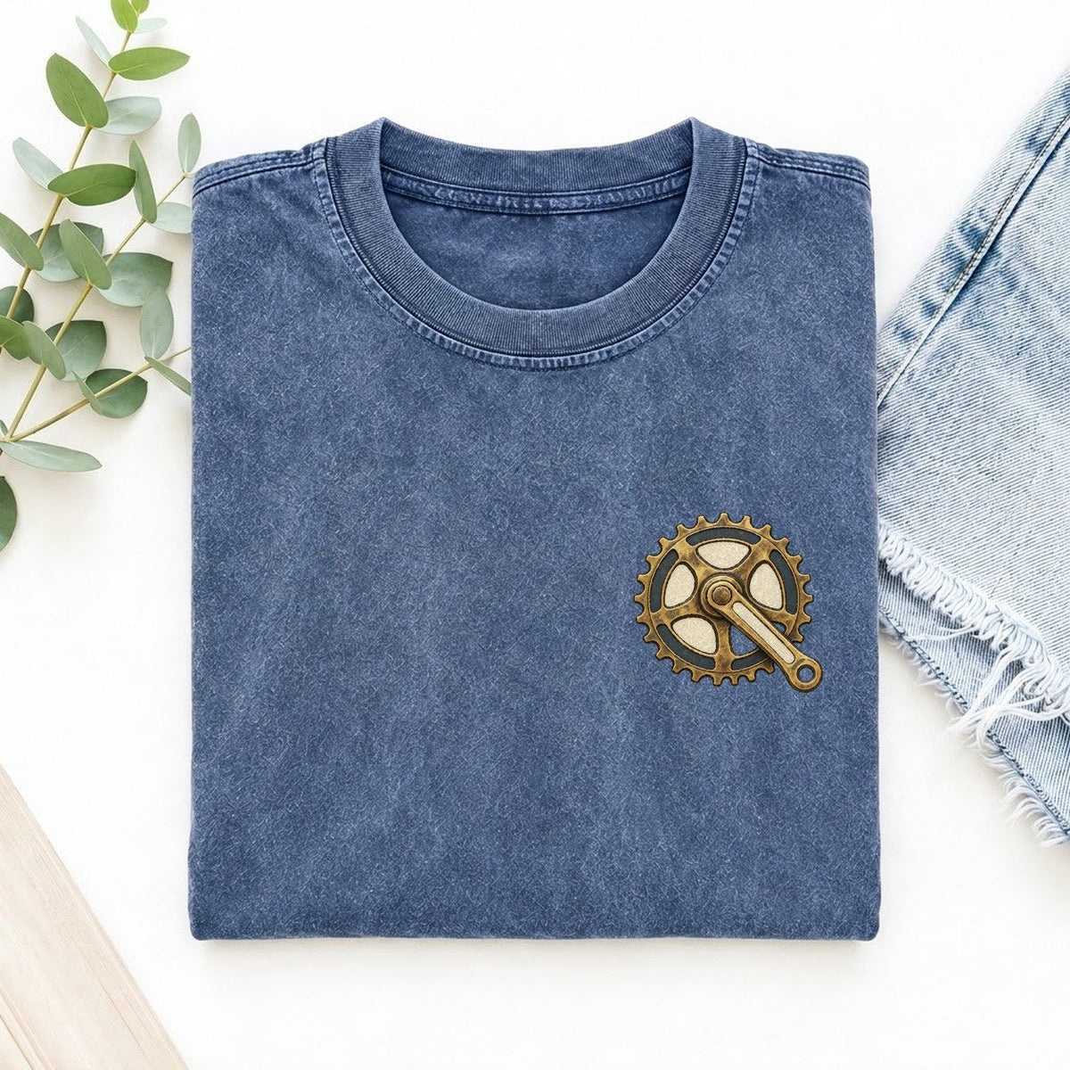 Cycling Crank Loop Keepsake Emblem Left Chest Vintage T-shirt – Washed Blue
