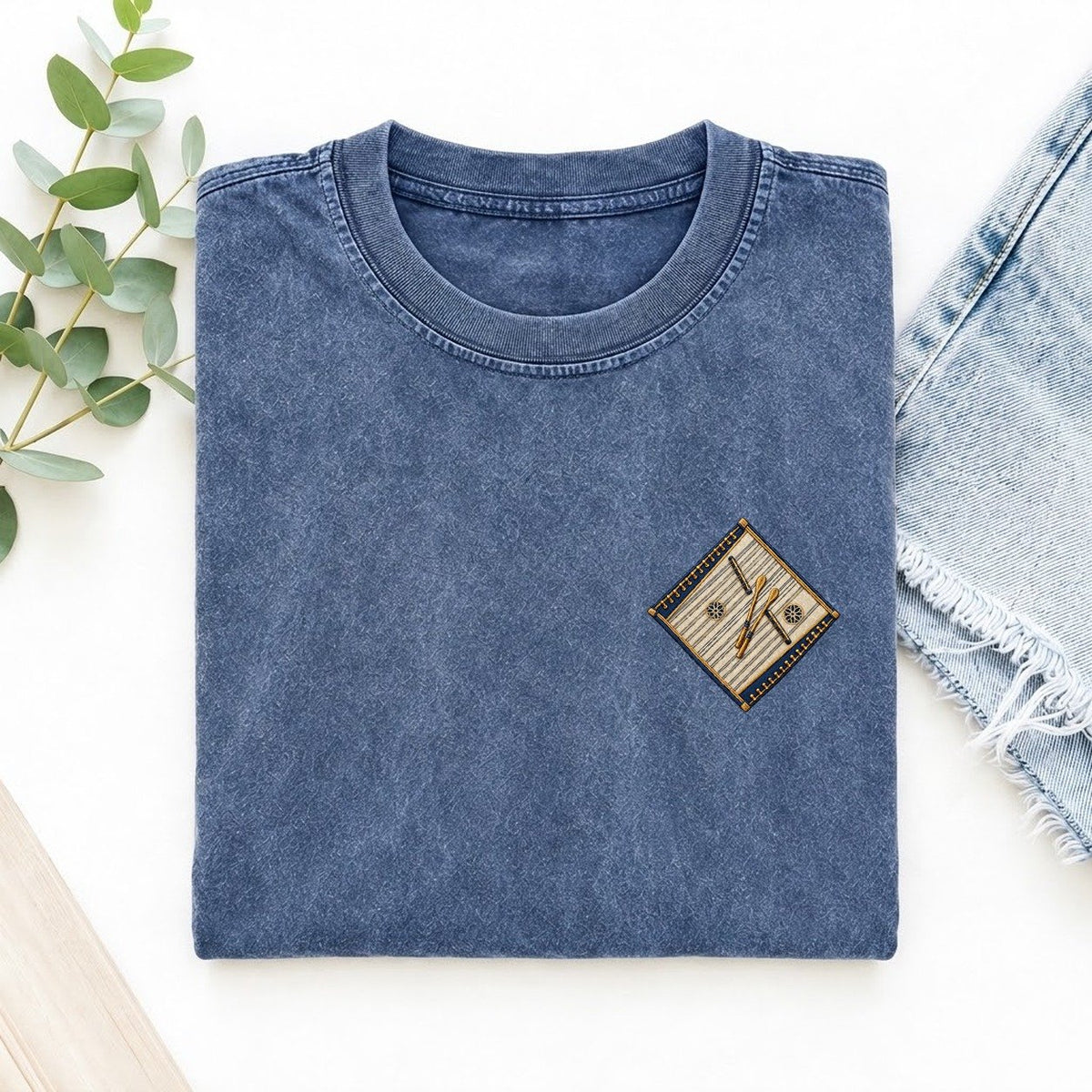 Dulcimer Hammer Pair Left Chest Vintage T-shirt – Washed Blue