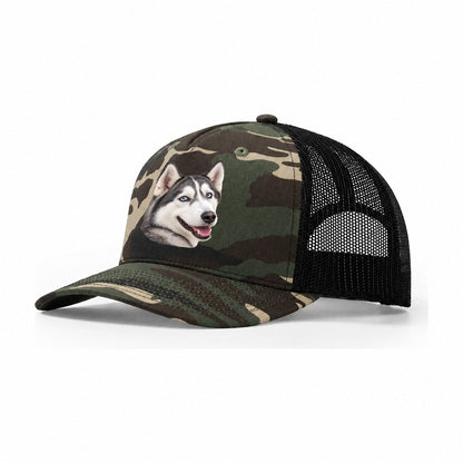 Husky Looking Back Everyday Originals Trucker Hat – Woodland Camo Black