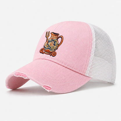 British Slipware Jug Kiln Fork And Clay Swirls Uk Culture Heritage Washed Trucker Hat – Light Pink