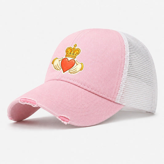 Claddagh Symbol Washed Washed Trucker Hat – Light Pink