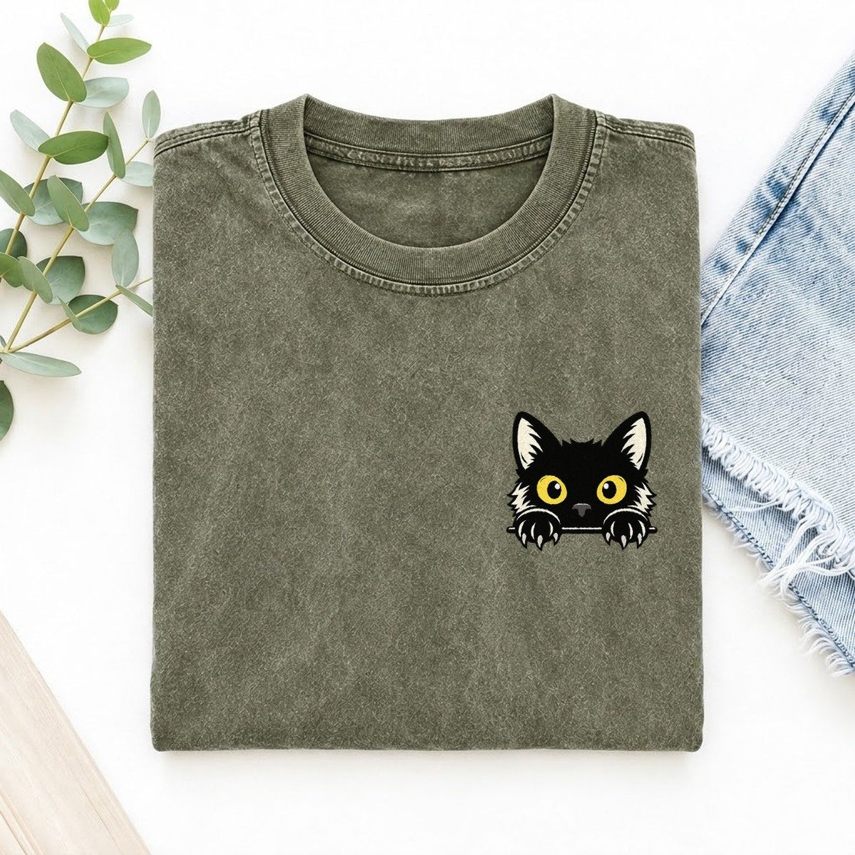 Yellow Eyed Black Cat Left Chest Vintage T-shirt – Army Green