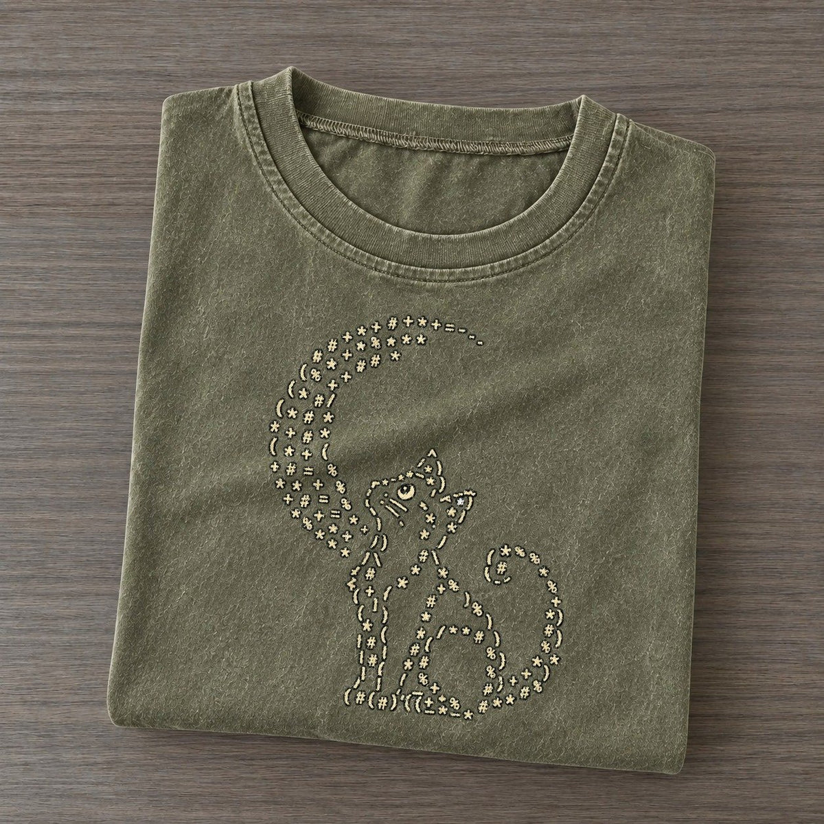 Midnight Cat Crescent Vintage T-shirt – Army Green