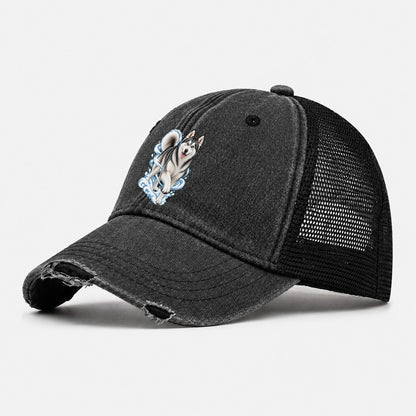 Blue-Eyed Husky Snow Swirl Washed Trucker Hat – Black