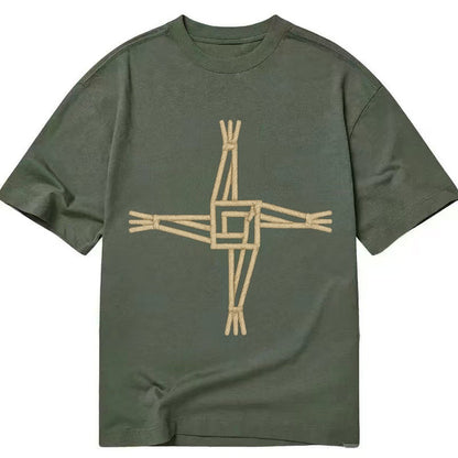 Saint Brigids Cross Woven Rush Cross Natural Beige Thread Ir Classic T-shirt – Army Green