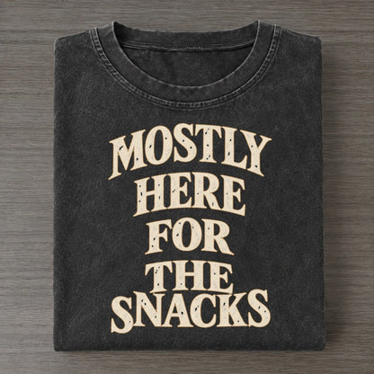 Mostly Here For The Snacks Quiet Statements Vintage T-shirt – Black